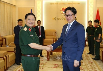 លោកនាយឧត្តមសេនីយ៍ Ngo Xuan Lich បានទទួលជួបឯកអគ្គរាជទូតវិសាមញ្ញនិងពេញសមត្ថភាពនៃព្រះរាជាណាចក្រកម្ពុជាប្រចាំនៅវៀតណាម