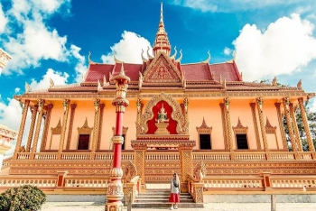 វត្តប្រាសាទខ្មែរដ៏ល្បីល្បាញចំនួន ៥ នៅទិសខាងលិចនៃភាគខាងត្បូង នៅប្រទេសវៀតណាម