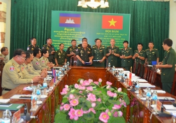 ពង្រឹងទំនាក់ទំនងកិច្ចរបរទេសរវាងខេត្តឡុងអាន (Long An -​ វៀតណាម) និងខេត្តចំនួនពីរនៃប្រទេសកម្ពុជា