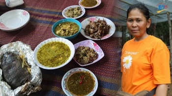 «​បុក​ក្រឡុក​ត្រប់ កប់​ផ្សិត និង​ប្រ​កិ​ផ្សិត​» ម្ហូប​ពេញនិយម​នៅ​រមណីយដ្ឋាន​ទឹក​បុស្ស​ស្បូវ ខេត្តព្រះវិហារ​
