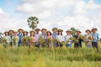 គម្រោង “ស្រែសង្គម” ជួយគាំទ្រកសិករក្នុងបរិបទនៃ COVID-19