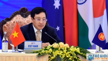 AMM ៥៣៖ EAS-១០ អំពាវនាវពង្លឿនការ​កសាងក្រមប្រតិបត្តិ​នៅសមុទ្រ​ខាងកើត (COC)