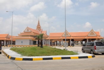 វៀតណាម - កម្ពុជារៀបចំជាថ្មីនូវច្រកទ្វារព្រំដែនម៉ុកបៃ - បាវិតកុំឱ្យមានការកកស្ទះចរាចរណ៍