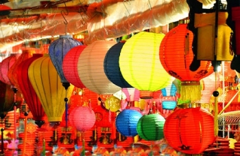 កន្លែងកំសាន្តទៅក្នុងពិធីបុណ្យពាក់កណ្តាលរដូវស្លឹកឈើជ្រុះឆ្នាំ ២០២០ នៅក្នុងទីក្រុងហូជីមិញ