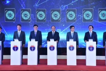 នាយករដ្ឋមន្រ្តីវៀតណាមលោក Nguyen Xuan Phuc៖ ពង្រីកបណ្ដាញពិនិត្យ ព្យាបាលជម្ងឺពីចម្ងាយទៅកាន់មូលដ្ឋានសុខាភិបាលជាង១៤ពាន់កន្លែង