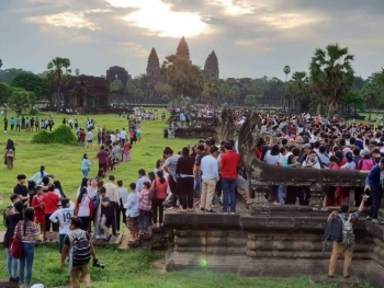 ៨ខែដើមឆ្នាំនេះ កម្ពុជាទទួលភ្ញៀវទេសចរជាង៤លាននាក់កើនឡើង១០.៤% ខណៈប្រជាជនកម្ពុជាជាង១លាននាក់ទៅកម្សាន្តក្រៅប្រទេស
