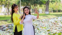 ស្រះឈូក​នៅ​ស្រុក​កំណើត​អ៊ំហូ ​គោលដៅ​ទេសចរណ៍​ដ៏​ទាក់ទាញ