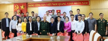 ខេត្ត​ Bac Giang ៖ និស្សិតឡាវទស្សនាគំរូផលិតកម្មកសិកម្មបច្ចេកវិទ្យាខ្ពស់
