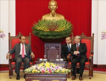 លោក Tran Quoc Vuong សមាជិកប្រចាំការនៃគណៈលេខាមជ្ឈិមបក្សកុម្មុយនិស្ដវៀតណាម​បានទទួលជួបគណៈប្រតិភូជាន់ខ្ពស់កម្ពុជា