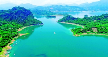 មកទស្សនាបាតបឹង ហ័រប៊ិញ (Hoa Binh)