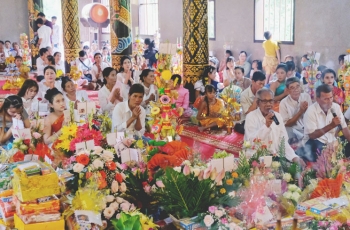 លក្ខណៈពិសេសនៃបុណ្យកឋិនទាន