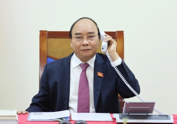 ពង្រឹងនិងពង្រីកទំនាក់ទំនងទ្វេភាគីរវាងវៀតណាមនិងឡាវ និងកិច្ចសហប្រតិបត្តិការក្នុងតំបន់មុនពេលកិច្ចប្រជុំកំពូលអាស៊ានលើកទី ៣៧