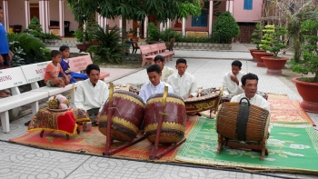 សិស្សជនជាតិខ្មែរម្នាក់ចង់ថែរក្សាតម្លៃប្រពៃណី