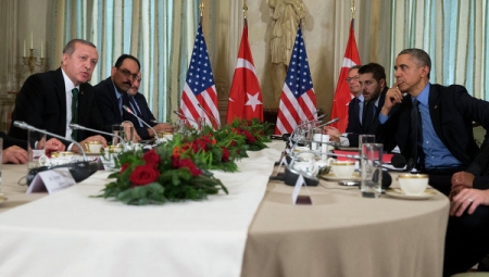 США и Турция обязались взаимодействовать в борьбе с боевиками ИГ