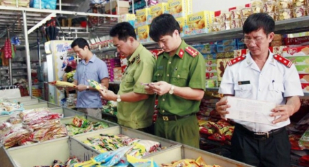 Ханой усиливает контроль над рынком продуктов питания во время Тэта