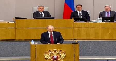 Госдума приняла в третьем чтении законопроект о президентских сроках