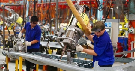 PMI производственной отрасли Вьетнама лидирует в регионе АСЕАН (инфографика)