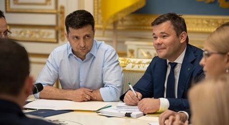 Зеленский может вынести на референдум вопрос о переговорах с Россией