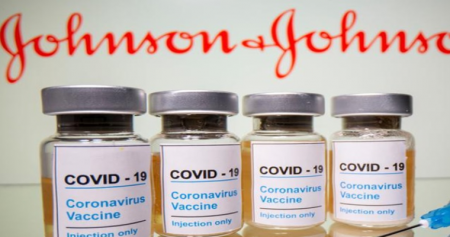 Johnson & Johnson изучит возможность передачи Вьетнаму технологий производства вакцин против COVID-19