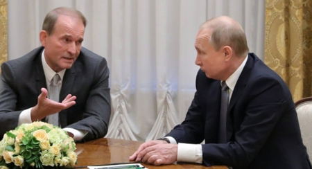 Путин встретился с Медведчуком накануне выборов в Раду
