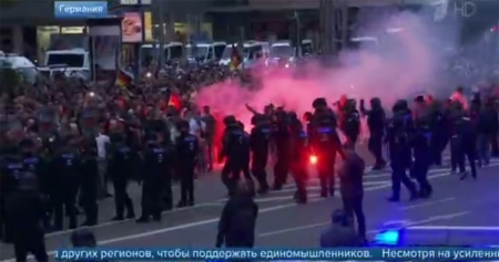 В Германии массовые волнения снова охватили центр города Хемниц