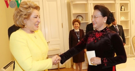 Нгуен Тхи Ким Нган встретилась с председателем Совета Федерации РФ; Председатель Нацсобрания Вьетнама начала официальный визит в Казахстан