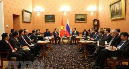Вьетнам и Россия подписали рабочий протокол о сотрудничестве в различных областях экономики