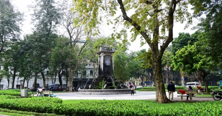 Цветник Зьенхонг в Ханое более 100 лет назад