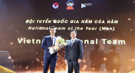 Сборная Вьетнама признана сборной года в ЮВА на AFF Awards 2019 года