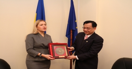 Посол Вьетнама  на Украине провел встречу с главой Группы парламентариев украинско-вьетнамской дружбы