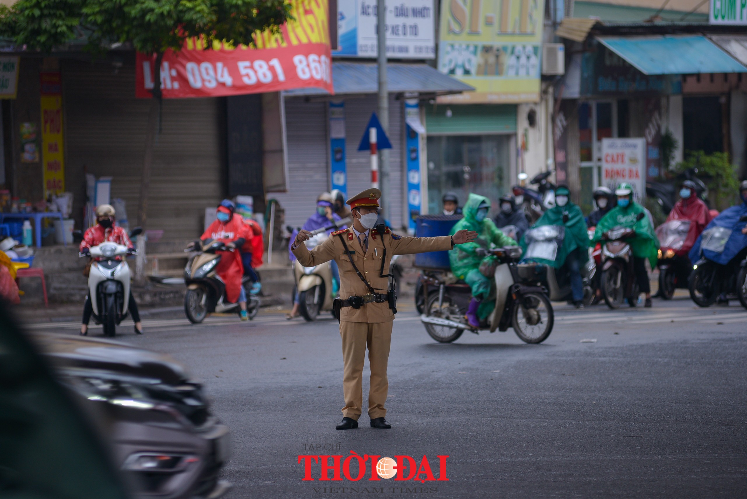 Nhiều tuyến đường cửa ngõ Thủ đô ùn tắc những ngày cuối năm