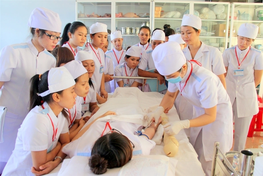 Sinh viên Đại học Y Hà Nội được miễn lịch trực Tết Canh Tý 2020 sinh vien dai hoc y ha noi duoc mien lich truc tet canh ty 2020
