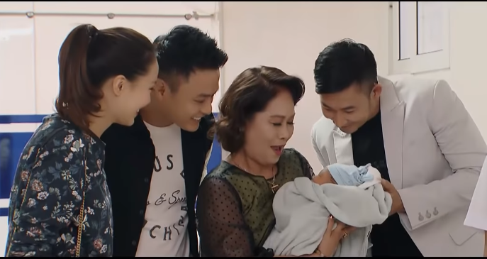 Hoa hồng trên ngực trái tập cuối: Thái hiến tim cứu bé Bống, Khuê – Bảo kết hôn hoa hong tren nguc trai tap cuoi thai hien tim cuu be bong khue bao ket hon