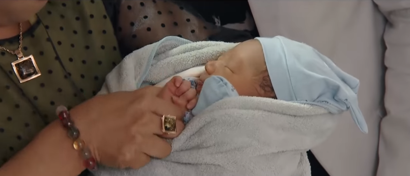 Hoa hồng trên ngực trái tập cuối: Thái hiến tim cứu bé Bống, Khuê – Bảo kết hôn hoa hong tren nguc trai tap cuoi thai hien tim cuu be bong khue bao ket hon