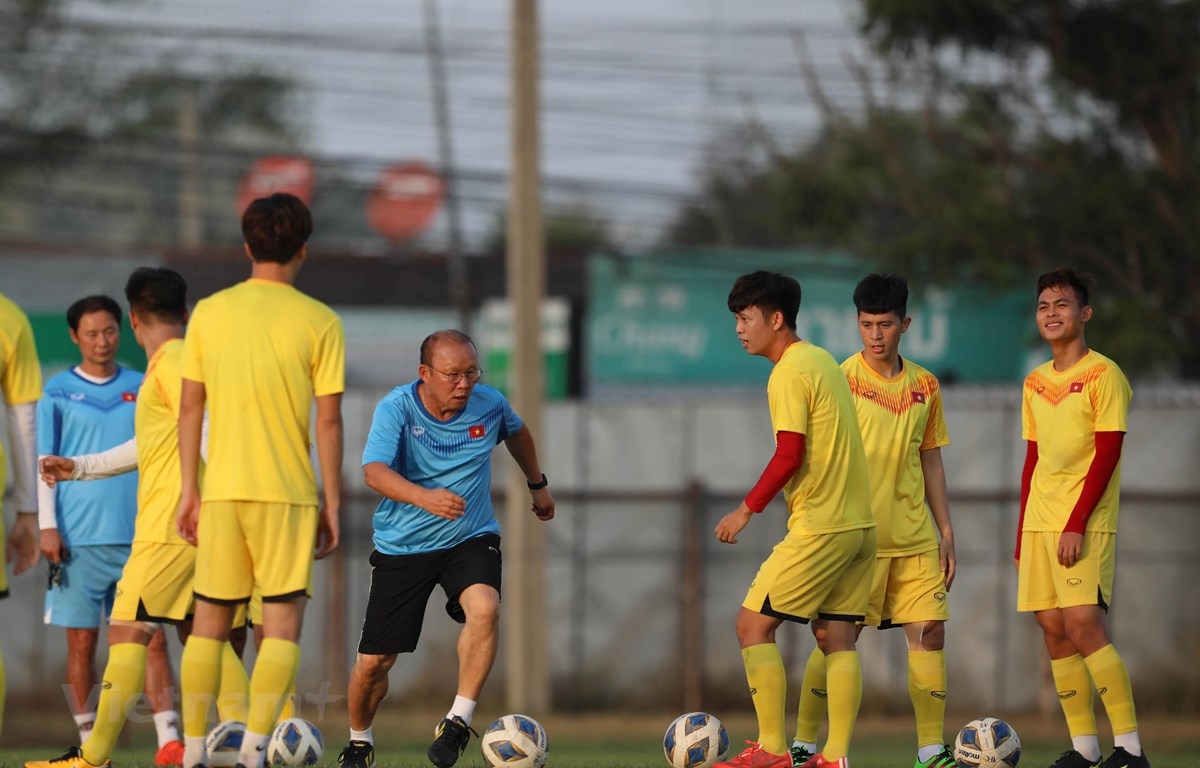 vck u23 chau a u23 viet nam tap kin truoc tran gap uae