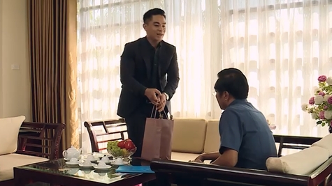 sinh tu tap 55 vtv1 le hoang kinh hai truoc cai chet cua khai