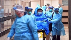 video nguoi dan vu han gao khoc cau xin duoc xet nghiem virus corona
