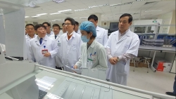 foxconn iphone 9 van ra mat dung thoi diem mac ke virus corona