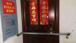 video hang chuc nghin nguoi dan hong kong dung xep hang mua khau trang