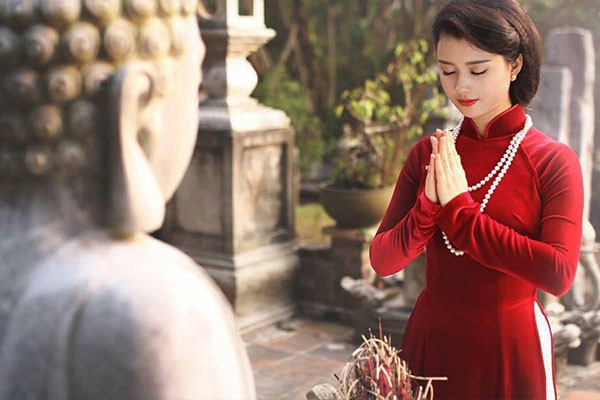 Văn khấn cúng Rằm tháng Giêng 2020 cho gia chủ cả năm tài lộc, may mắn van khan cung ram thang gieng cho gia chu ca nam tai loc may man