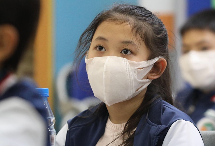 da co 56 tinh thanh pho tiep tuc lui lich hoc vi virus corona