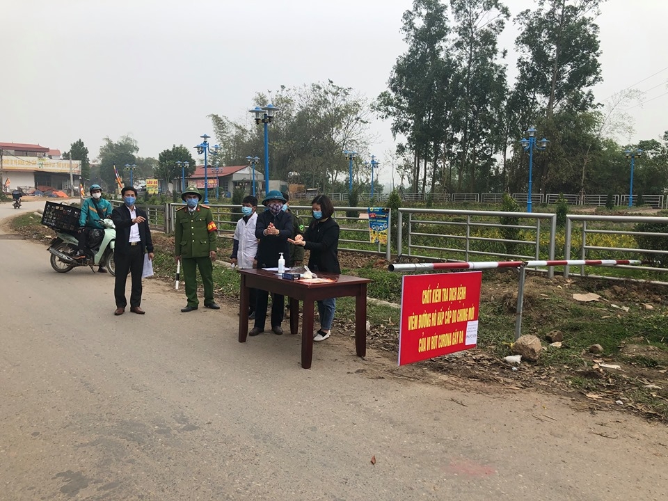 Vĩnh Phúc: Cách ly 20 ngày xã có 5 người dương tính với virus corona vinh phuc cach ly 20 ngay xa co 5 nguoi duong tinh voi virus corona