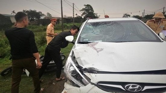 Hà Tĩnh: Truy tìm tài xế kéo lê 2 cô giáo mầm non tử vong ha tinh truy tim tai xe keo le 2 co giao mam non tu vong