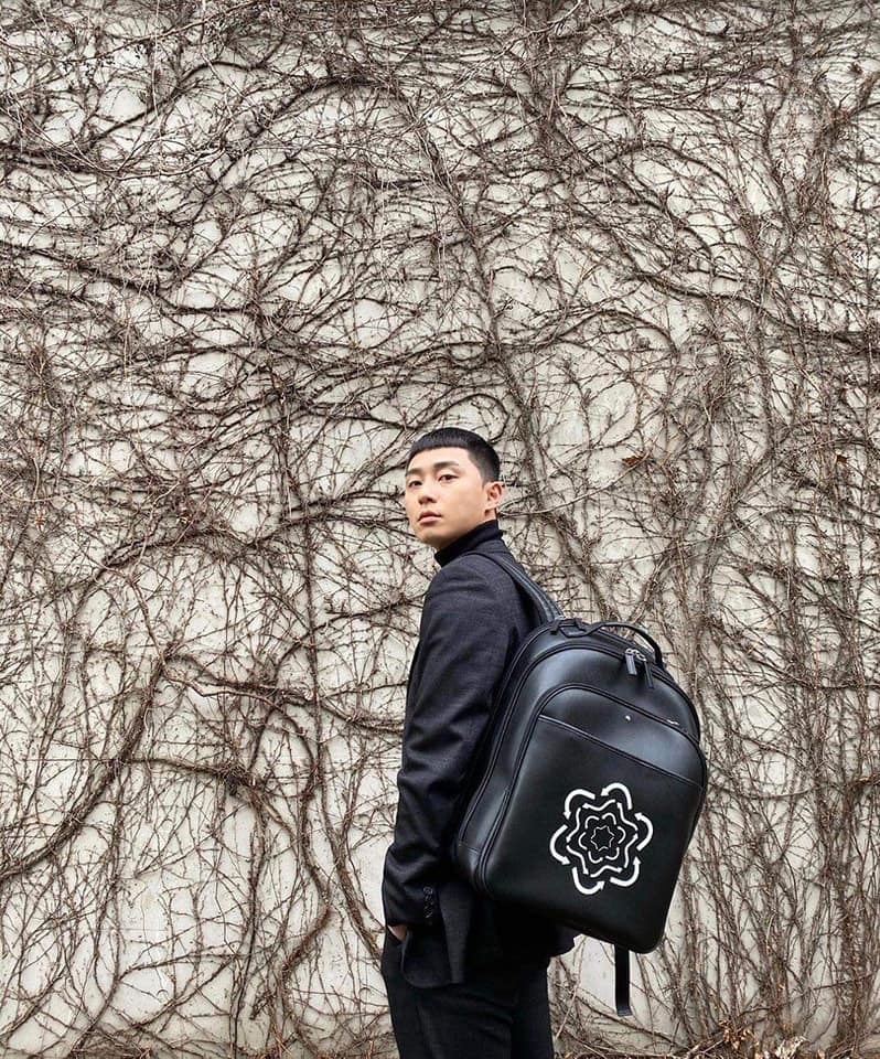 Park Seo Joon “mếu máo” xuống tóc ở hậu trường phim Tầng lớp Itaewon park seo joon meu mao xuong toc o hau truong phim tang lop itaewon