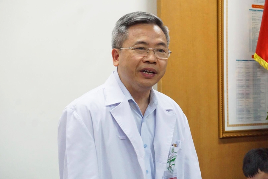 Chưa có hình thức kỉ luật bác sĩ 'khuyên' bệnh nhân lên chùa Ba Vàng điều trị chua co hinh thuc ki luat bac si khuyen benh nhan len chua ba vang dieu tri