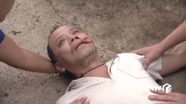 tran nghia thay giao ngan bi danh toi ta trong nha tro balanha