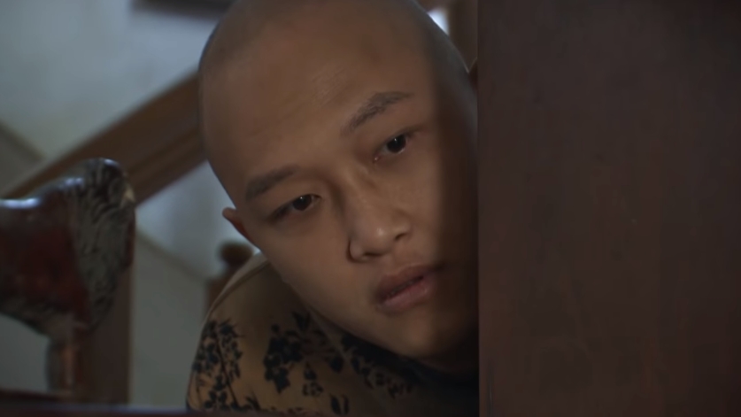 dung bat em phai quen tap 4 ngoc duoc canh bao ve em gai mua cua bo