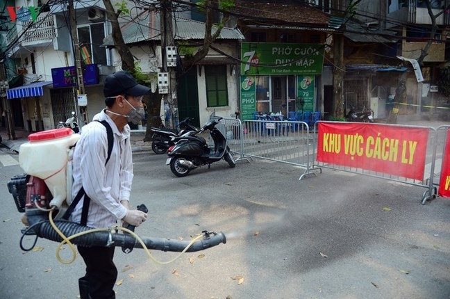 huong dan khu khuan voi nguoi cach ly covid 19 tai nha