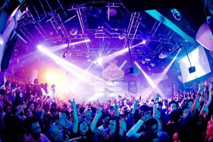 Sài Gòn: Tạm dừng hoạt động quán karaoke, quán bar phòng Covid-19 sai gon tam dung hoat dong quan karaoke quan bar phong covid 19