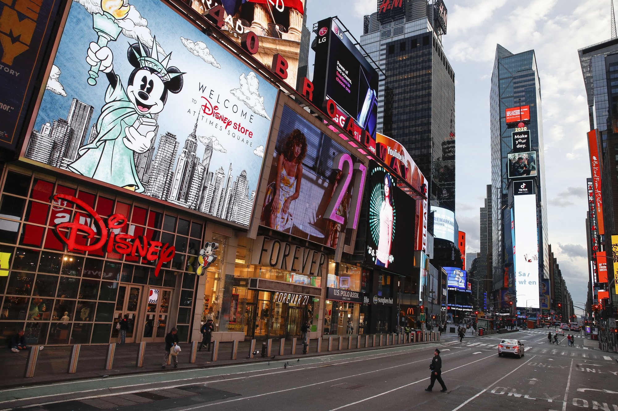 New York hoang vắng chưa từng thấy giữa đại dịch Covid-19 new york hoang vang chua tung thay giua dai dich covid 19